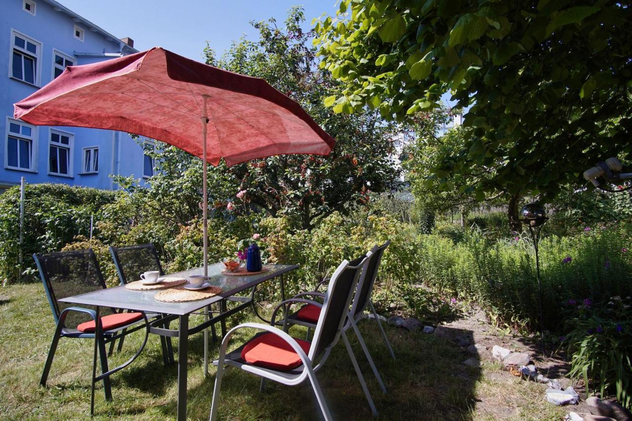 Zentral Aber Ruhig, Terrasse Mit Viel Gruen - Strandnahes Ferienhaus Luki Гьорен Екстериор снимка