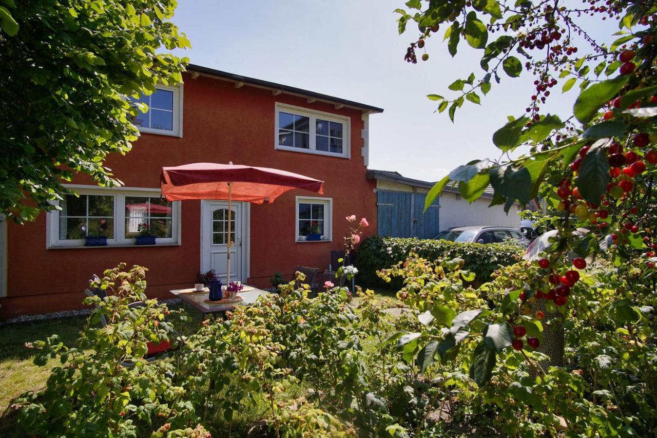 Zentral Aber Ruhig, Terrasse Mit Viel Gruen - Strandnahes Ferienhaus Luki Гьорен Екстериор снимка