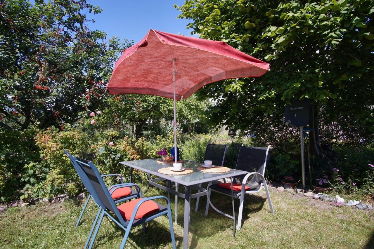 Zentral Aber Ruhig, Terrasse Mit Viel Gruen - Strandnahes Ferienhaus Luki Гьорен Екстериор снимка